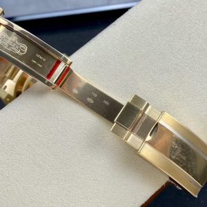 Rolex Submariner Yellow Gold Steel Black Dial