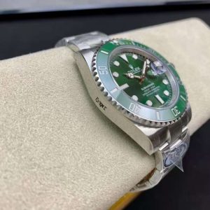 Replica Submariner Green