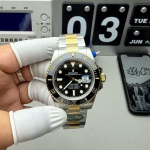 Rolex Submariner Yellow Gold Steel Black Dial