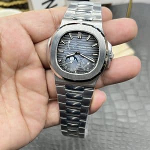 Patek Philippe Nautilus 40mm 5712-1A-001