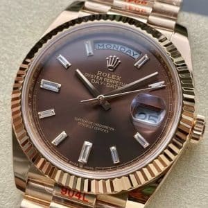 18K Rose Gold ay-Date 40 228235
