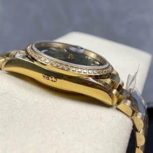 Rolex Day-Date 40 Green Diamond Dial