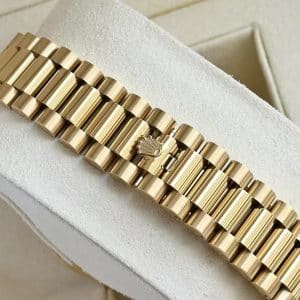 Black Baguette Dial