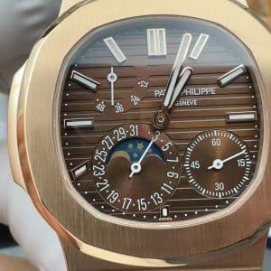 Patek Philippe Nautilus 5712R-001 – Rose Gold