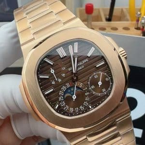 Patek Philippe Nautilus 5712R-001 – Rose Gold