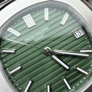 Patek Philippe Nautilus 5711/1A-014 – Stainless Steel / Olive Green Dial