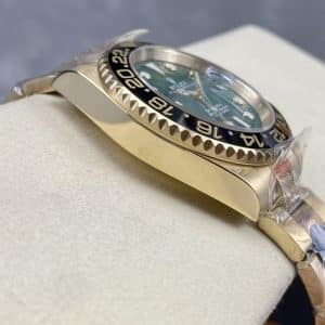 Rolex GMT-Master II 126718GRNR Green Dial — Clean Factory Super Clone