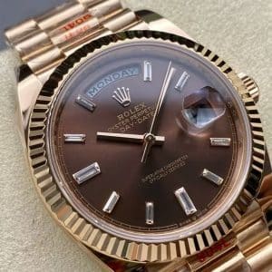 18K Rose Gold ay-Date 40 228235