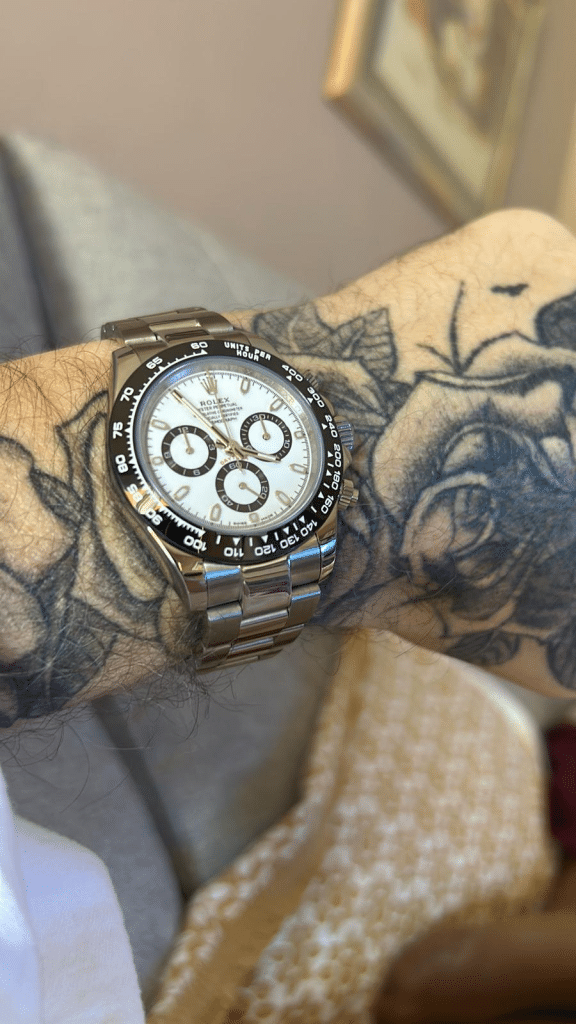 Feedback photos of the same super clone Panda Daytona under different lighting angles