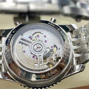 Breitling Navitimer Chronograph Super Clone – BLS Factory Silver Case Black Dial on Steel Bracelet