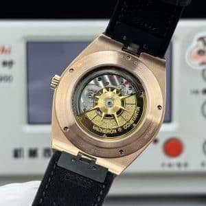 Super Clone Vacheron Constantin Overseas Perpetual Calendar Ultra-Thin 41.5mm Rose Gold Silver Dial Leather Strap 8F Factory