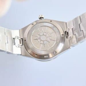 Super Clone Vacheron Constantin Overseas 33mm Mother-of-Pearl Dial Diamond Bezel Stainless Steel Integrated Bracelet PPF Factory