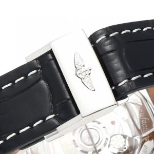 Breitling Navitimer Super Clone – GR Factory V2 Steel Case Black Dial on Extendable Steel Bracelet