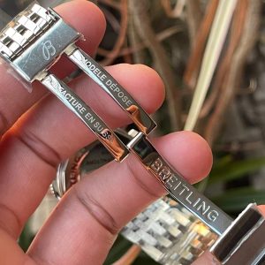 Breitling Navitimer Super Clone – BLS Factory Silver Case Black Dial on Steel Bracelet