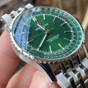 Breitling Navitimer Super Clone – BLS Factory Silver Case Green Dial Edition