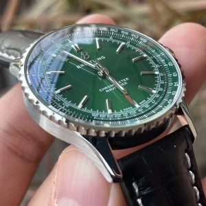 Breitling Navitimer Super Clone – BLS Factory Silver Case Green Dial Edition