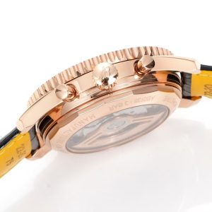 Breitling Navitimer Super Clone by BLS Factory — Rose-Gold Case, Green Dial, Black Leather Strap