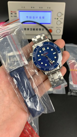 VS V3 REPLICA Omega seamaster