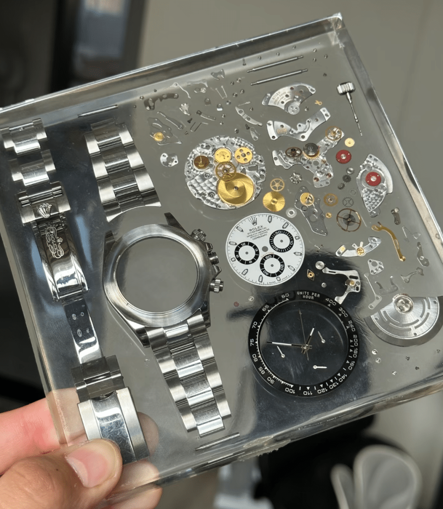Super clone vs. factory Daytona Panda: Parts inspection