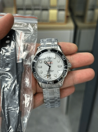 vs factory v3 version omege seamaster